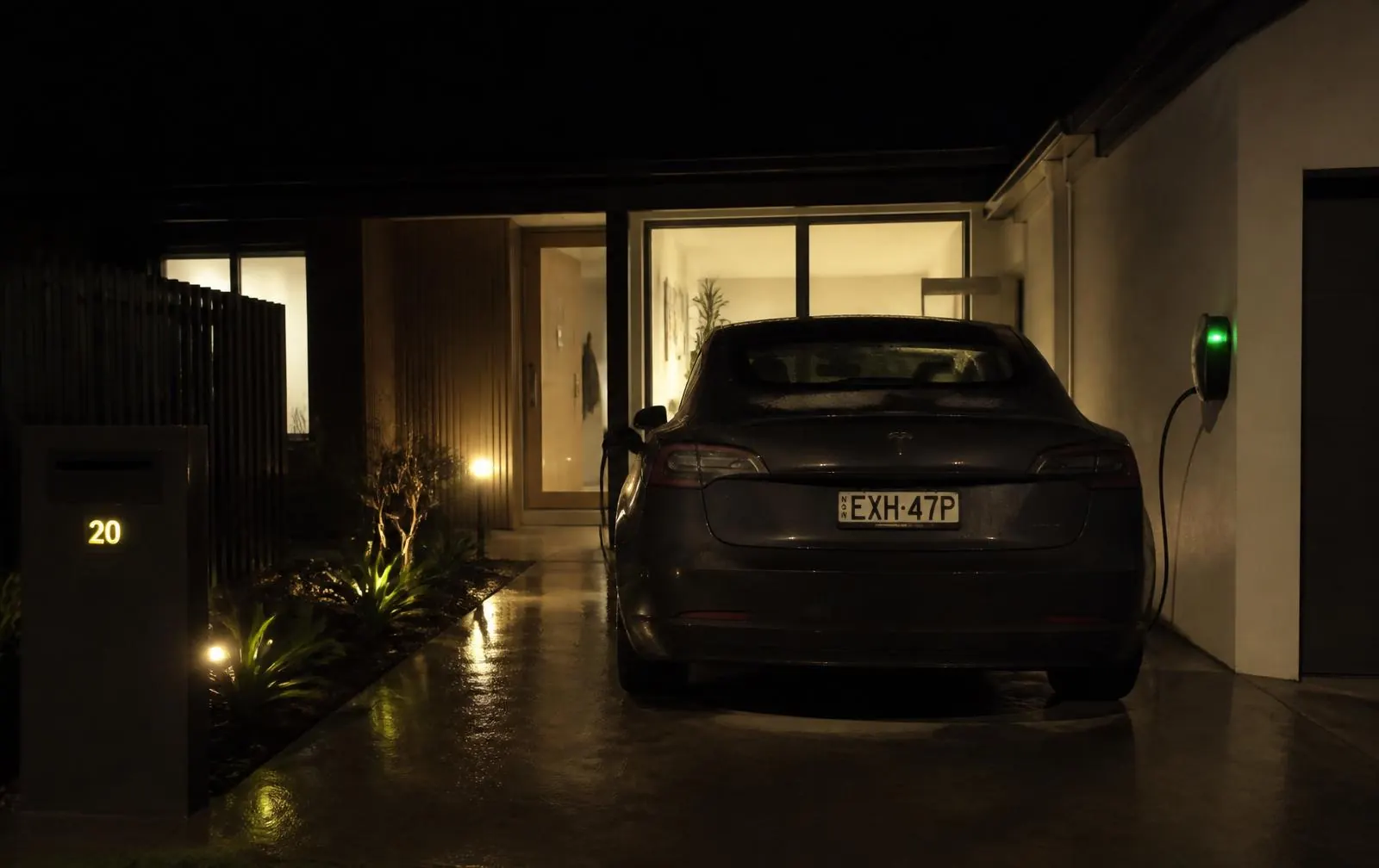 Ocular charger in use overnight on a Toowong driveway